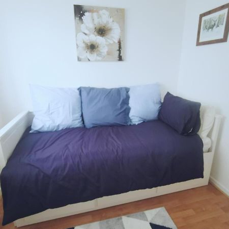 Room In A Friendly Home In A Quite Neighborhood Of קארדיף מראה חיצוני תמונה